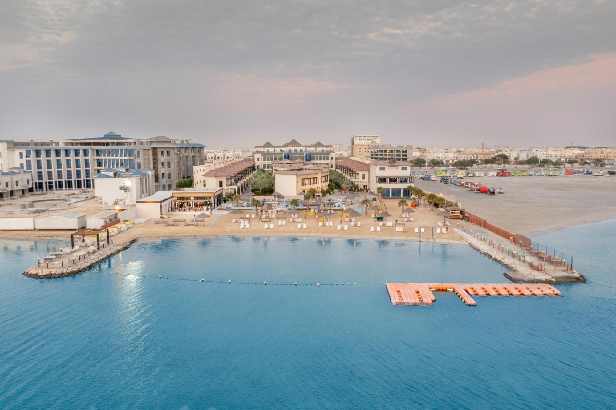 Braira Al Azizya Hotel & Resort Al Khobar Exterior photo
