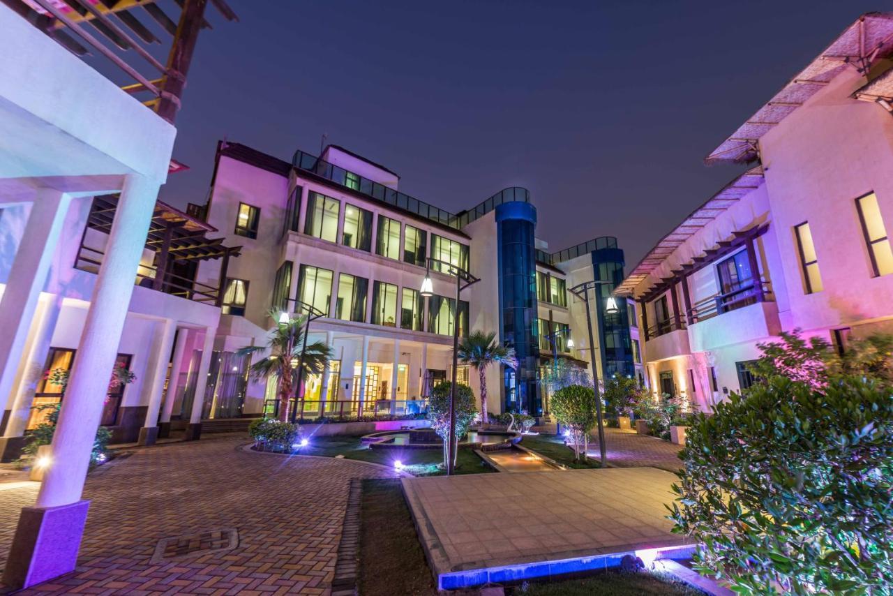 Braira Al Azizya Hotel & Resort Al Khobar Exterior photo